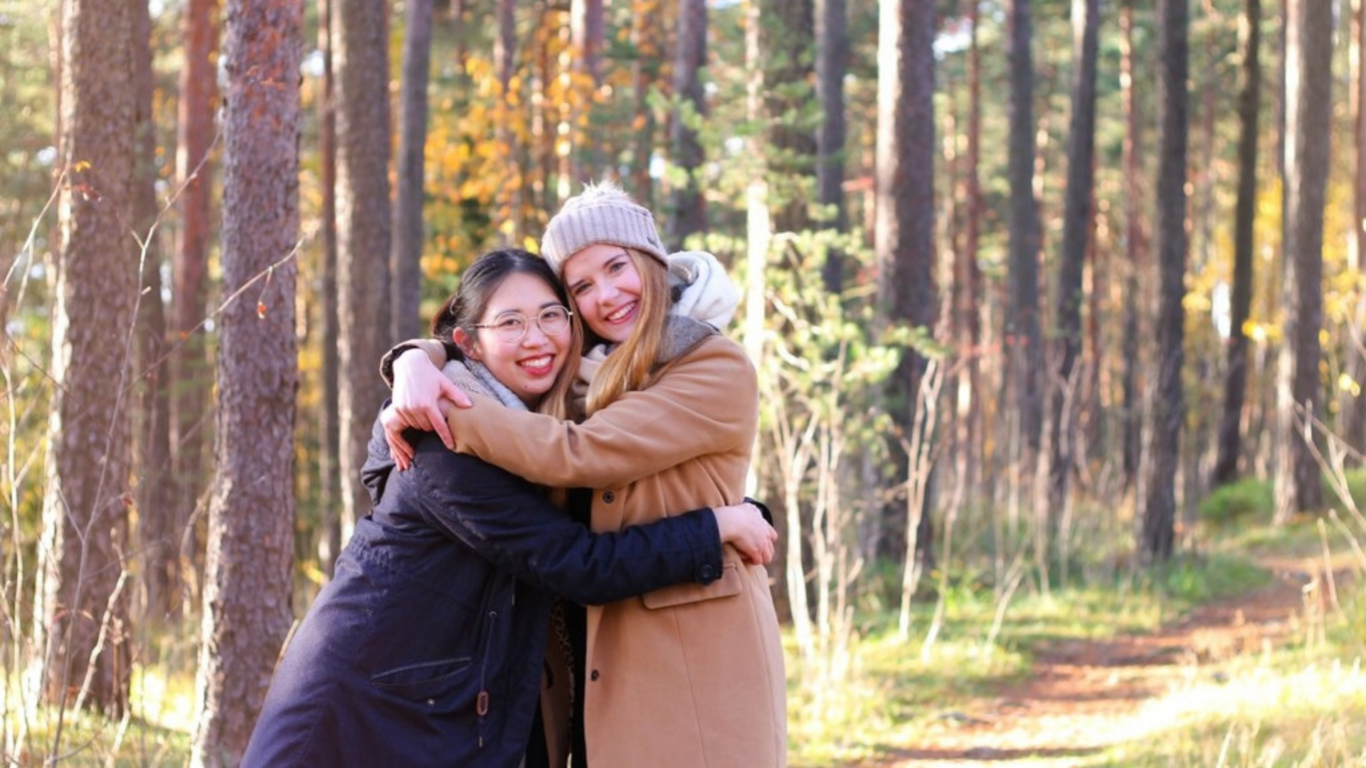 visit tampere friends autumn laura paronen-1